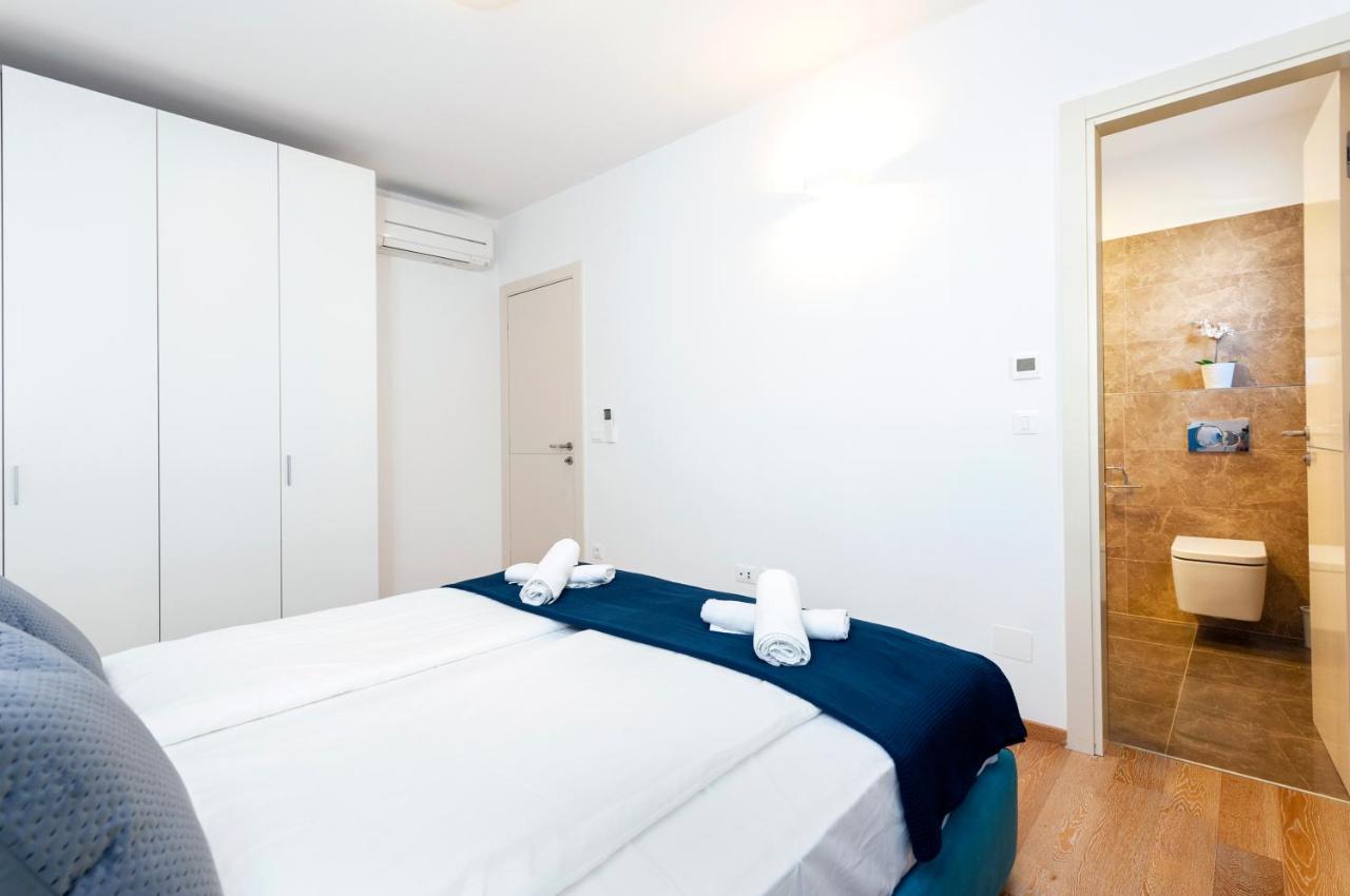 Sunny Day - Apartment With Parking Ρόβινι Εξωτερικό φωτογραφία